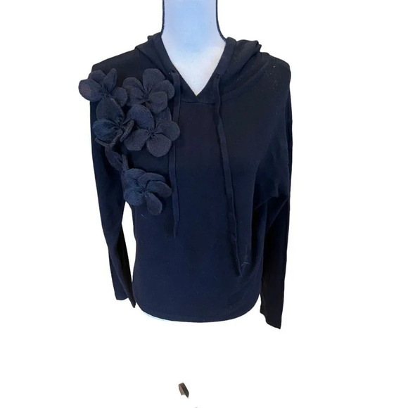 Siami Milano Women’s Black Knit Hoodie Sweater M Floral 3D Applique Pullover - Picture 3 of 12